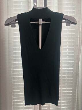 Express Ribbed Mock Neck Cutout Sleeveless Top Size S